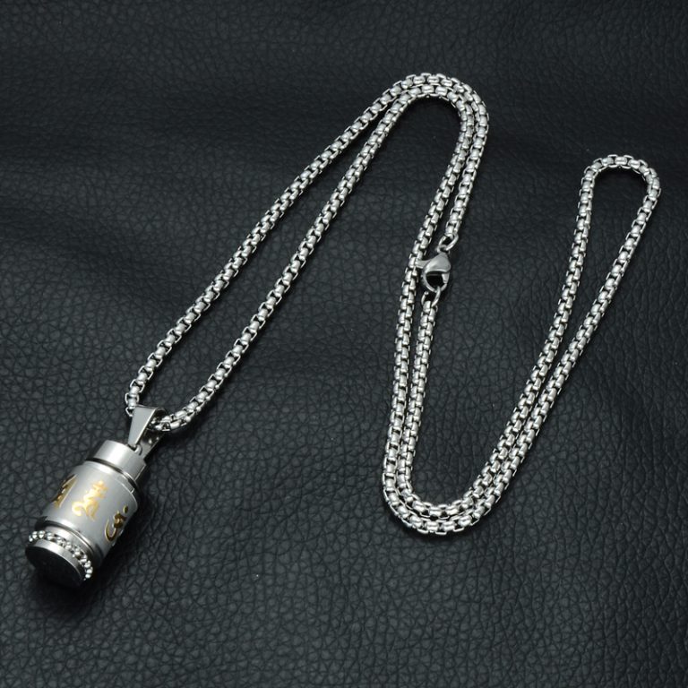 Collier Pendentif Bouddhiste Mantra Om - Neuf Avec étiquettes, Marque Coco Papaya