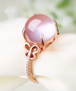 bague-en-opale-rose-vue-de-profil